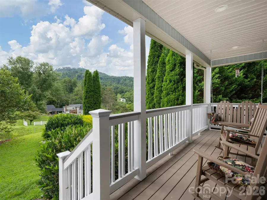 4 Lancaster Lane, Weaverville, NC 28787 - #3