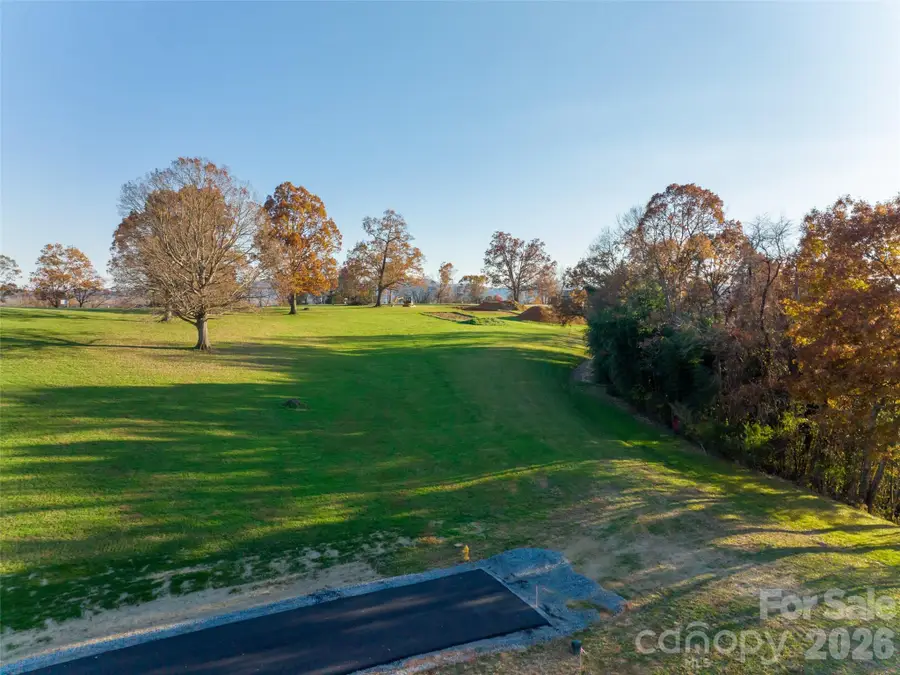 207 Soapstone Trail #70, Mills River, NC 28759 - #2