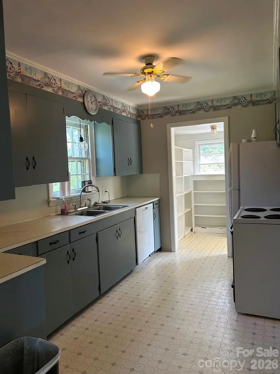 3826 Harris Creek Road, Lawndale, NC 28090 - #3