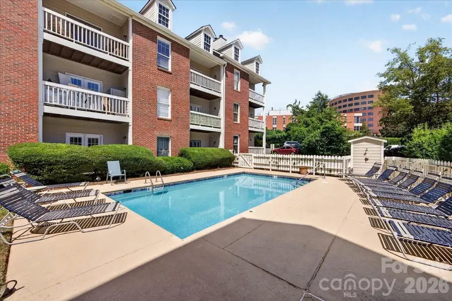 301 Queens Road #106, Charlotte, NC 28204 - #3