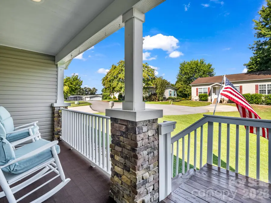 12 N Frederick Lane, Hendersonville, NC 28792 - #3