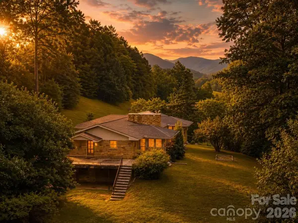 222 Mitchell Mountain Road, Bryson City, NC 28713