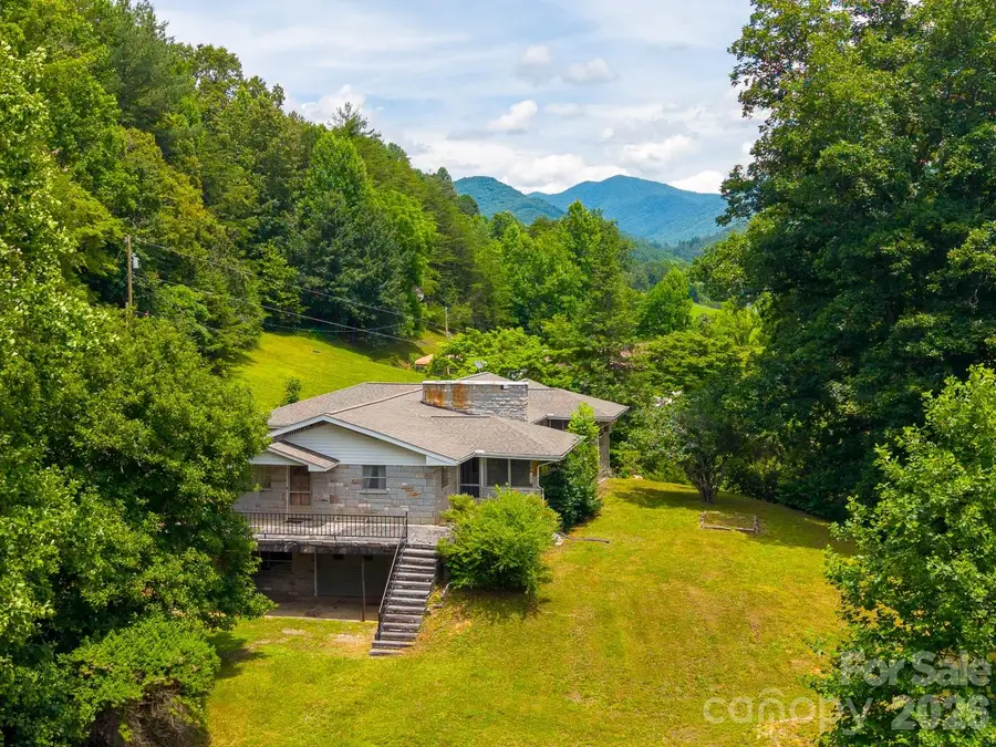 222 Mitchell Mountain Road, Bryson City, NC 28713 - #2