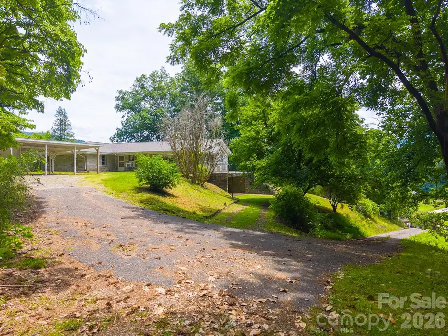 222 Mitchell Mountain Road, Bryson City, NC 28713 - #3