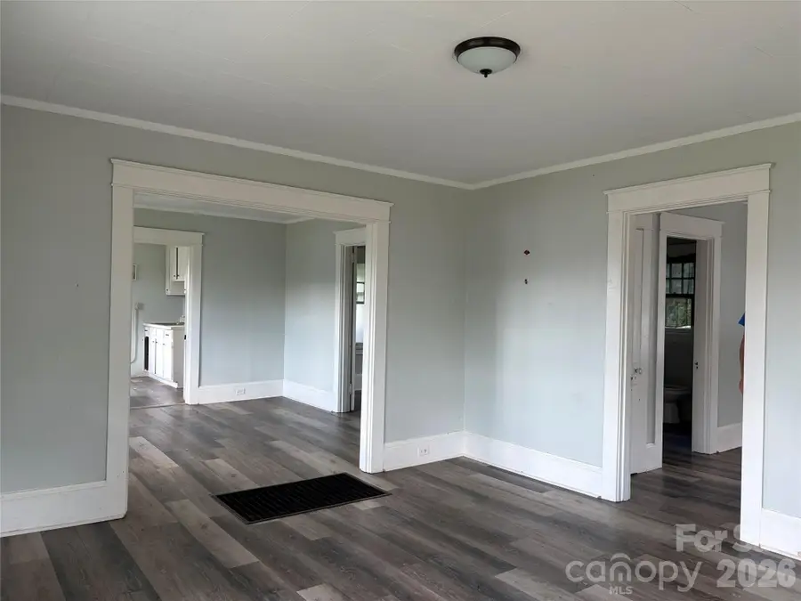 150 Woodlawn Drive, Statesville, NC 28677 - #2