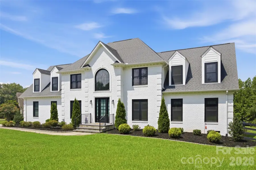 1002 Heather Glen Drive, Matthews, NC 28104 - #2