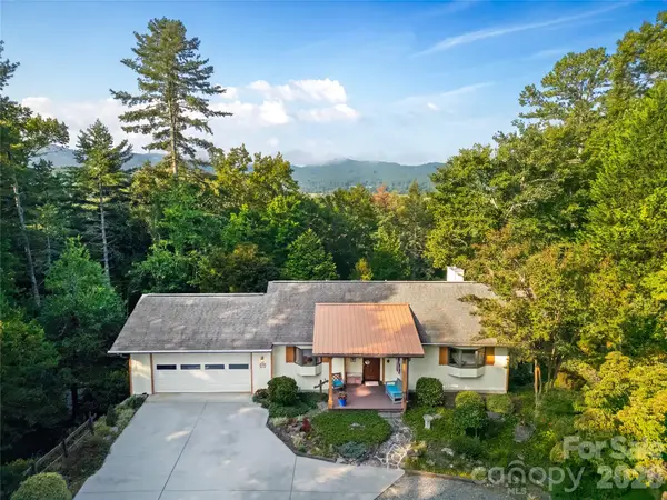 374 Riverside Estate Road, Brevard, NC 28712