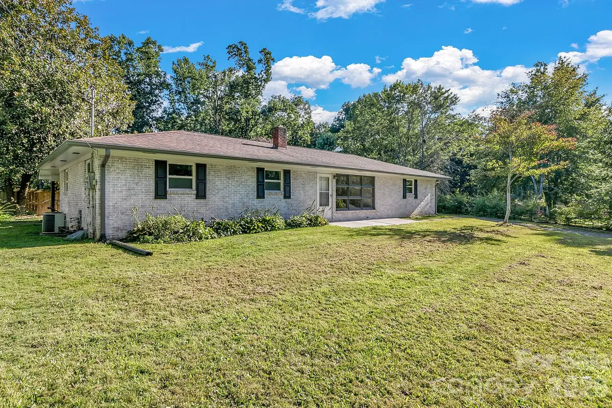 25 Hickory Tree Road, Asheville, NC 28805 - #1