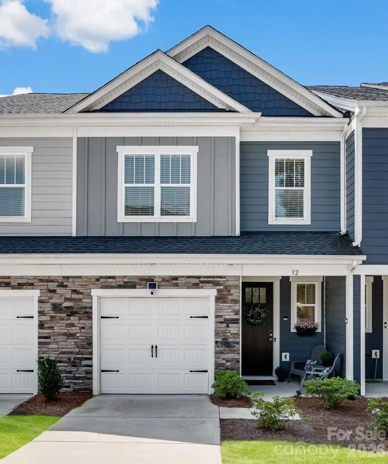 32 Woodsdale Place Se, Concord, NC 28025 - #1
