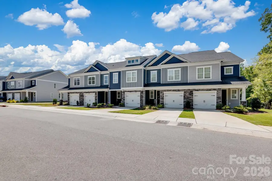 32 Woodsdale Place Se, Concord, NC 28025 - #3