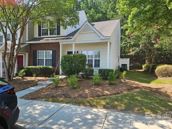 16931 Greenlawn Hills Court, Charlotte, NC 28213