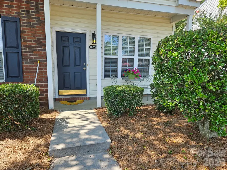 16931 Greenlawn Hills Court, Charlotte, NC 28213 - #2