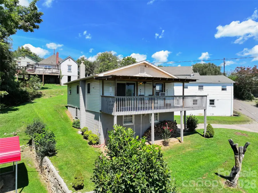 83 Rocky Street, Canton, NC 28716 - #2