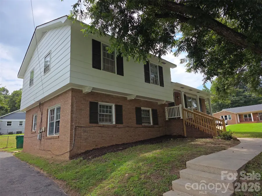 7600 Woodstream Drive, Charlotte, NC 28210 - #2
