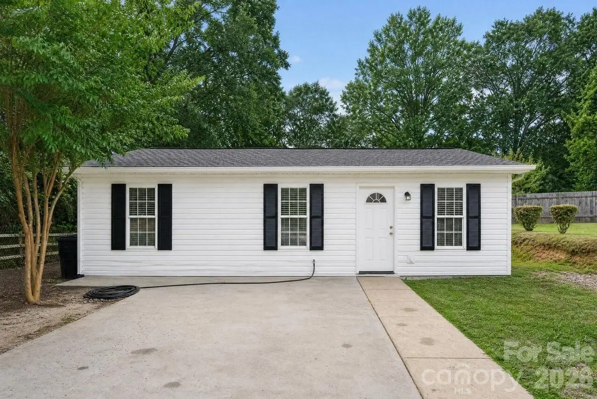 407 S Trenton Street, Gastonia, NC 28052 - #1