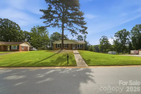 9933 Starwood Drive, Charlotte, NC 28215