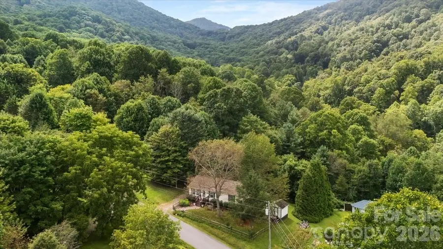 220 Powderhorn Drive, Waynesville, NC 28786 - #3