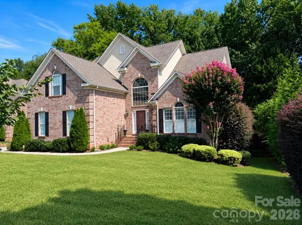 904 Carisbrooke Lane, Waxhaw, NC 28173