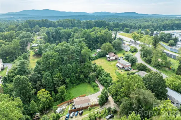 751 Brevard Road, Asheville, NC 28806
