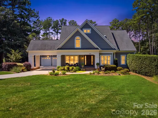 141 Stonewall Beach Lane, Mooresville, NC 28117