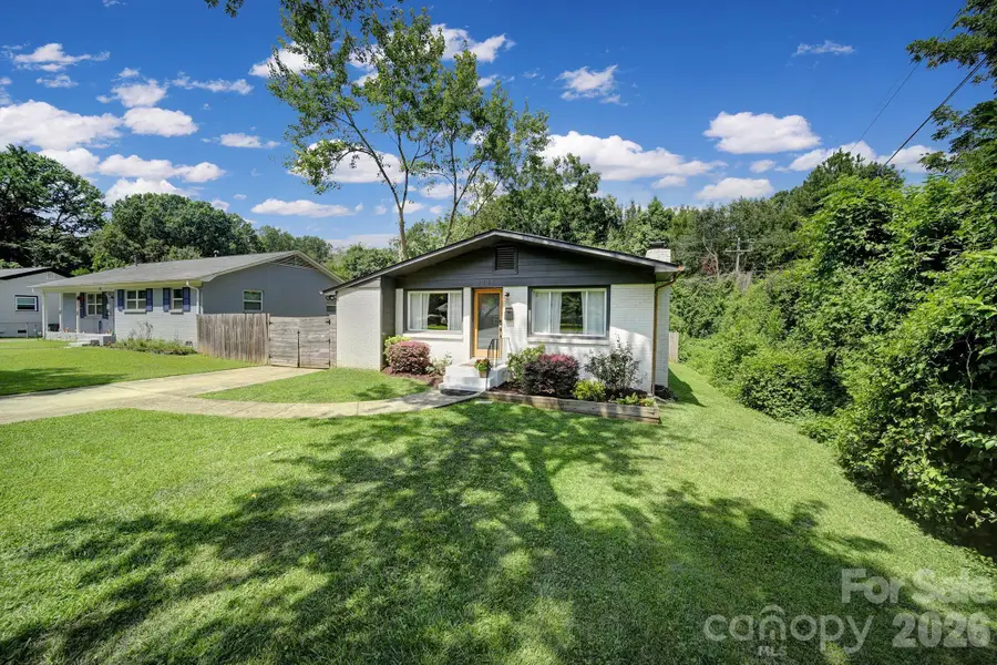 3335 Dunaire Drive, Charlotte, NC 28205 - #2