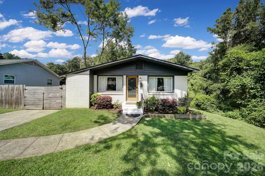 3335 Dunaire Drive, Charlotte, NC 28205 - #3