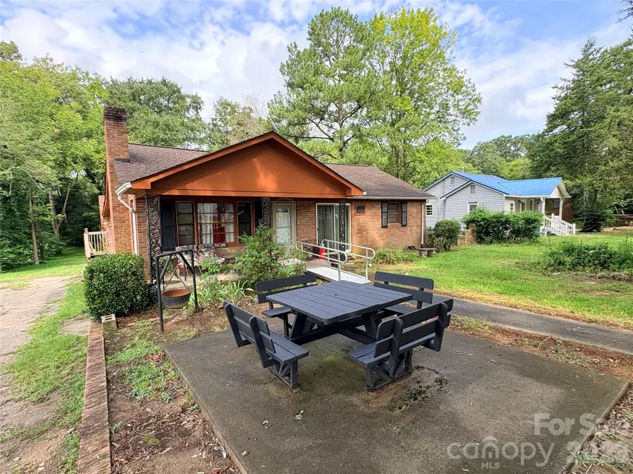 420 Hampton Road, Lancaster, SC 29720 - #2