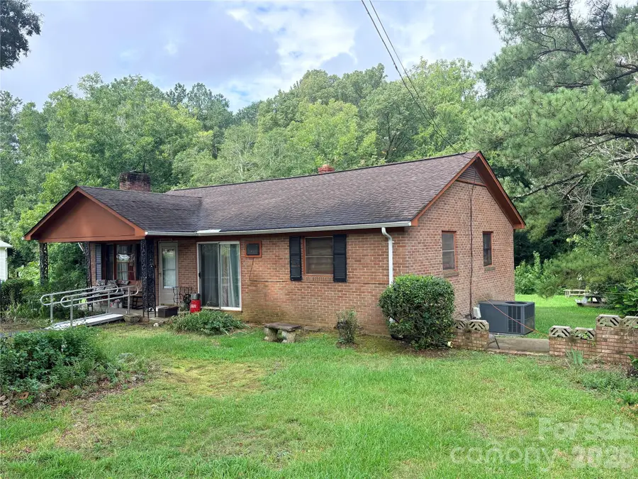 420 Hampton Road, Lancaster, SC 29720 - #3