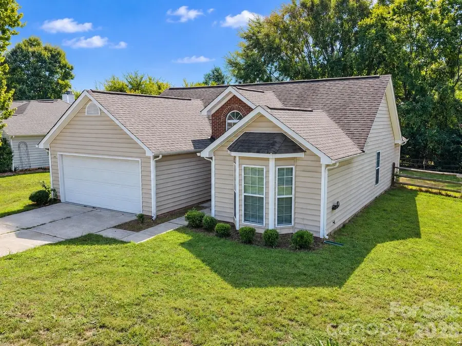 12704 Cumberland Crest Drive, Huntersville, NC 28078 - #2