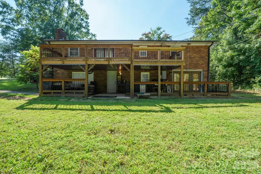 2300 Brookwood Road, Lincolnton, NC 28092 - #2