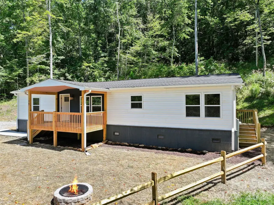 26 Lancelot Loop, Canton, NC 28716 - #3
