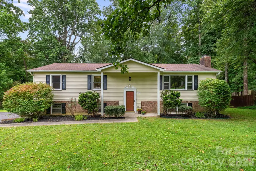 129 Whisperwood Drive, Hendersonville, NC 28791 - #2