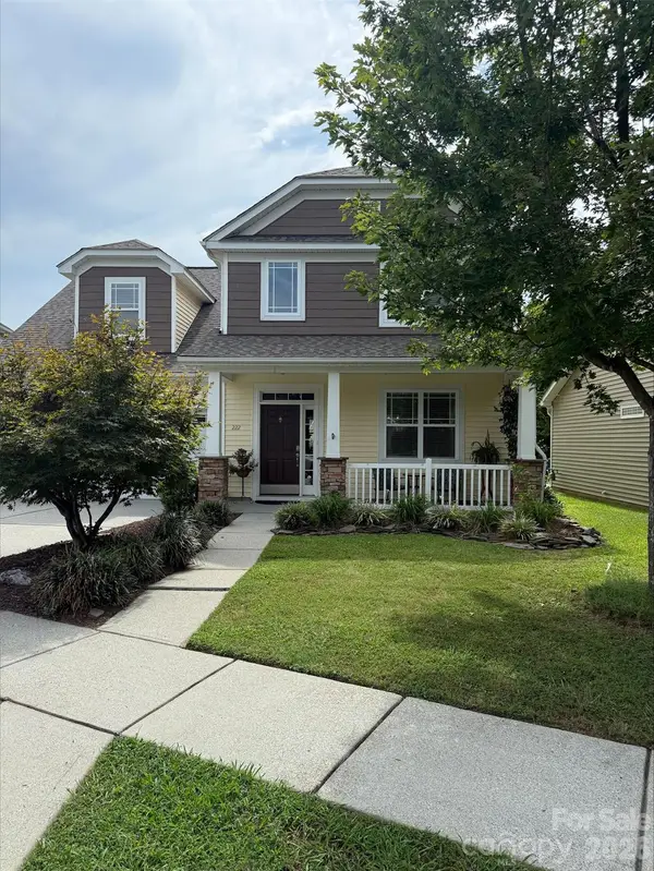 222 Juanita Drive, Pineville, NC 28134