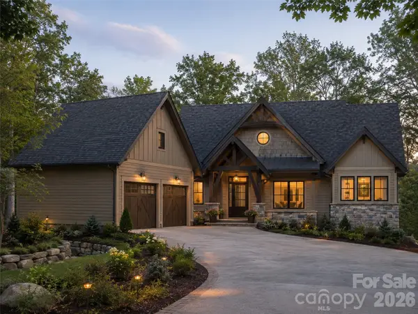 2026 Deep Gap Farm Road E, Mill Spring, NC 28756