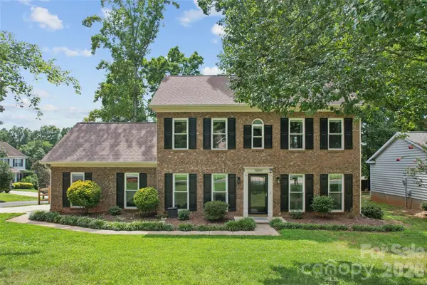 12501 Diamond Drive, Pineville, NC 28134