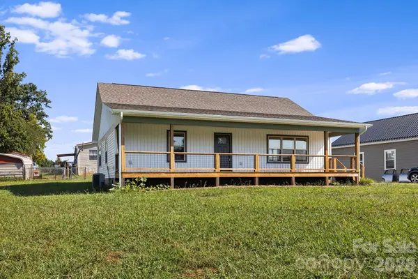 108 Split Rail Drive Extension, Asheville, NC 28806