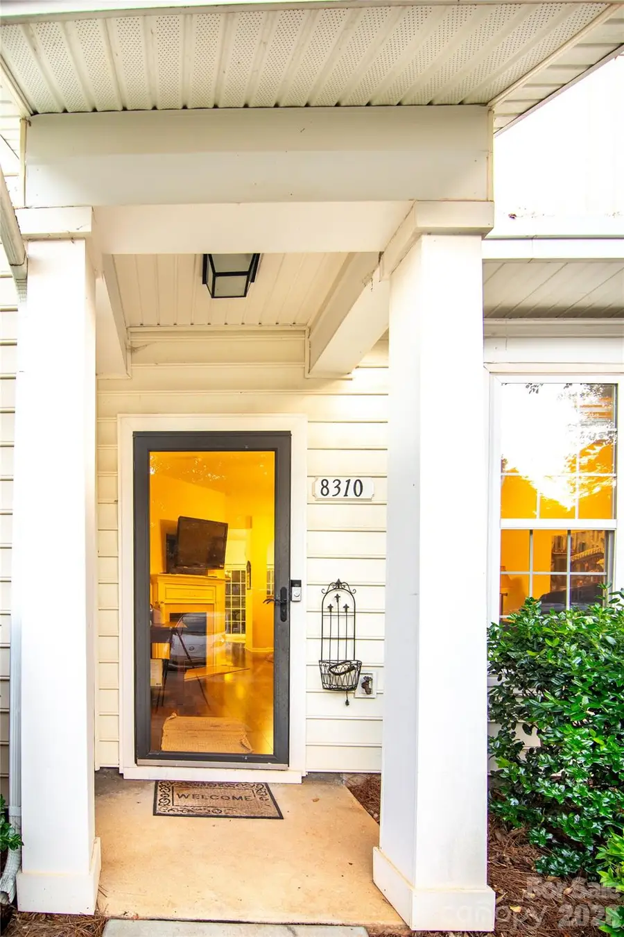 8310 Chaceview Court, Charlotte, NC 28269 - #2