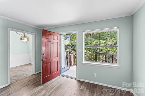 3822 Country Club Road #Unit I, Winston Salem, NC 27104
