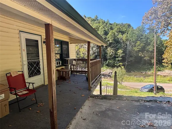 321 Bartlett Road, Weaverville, NC 28787