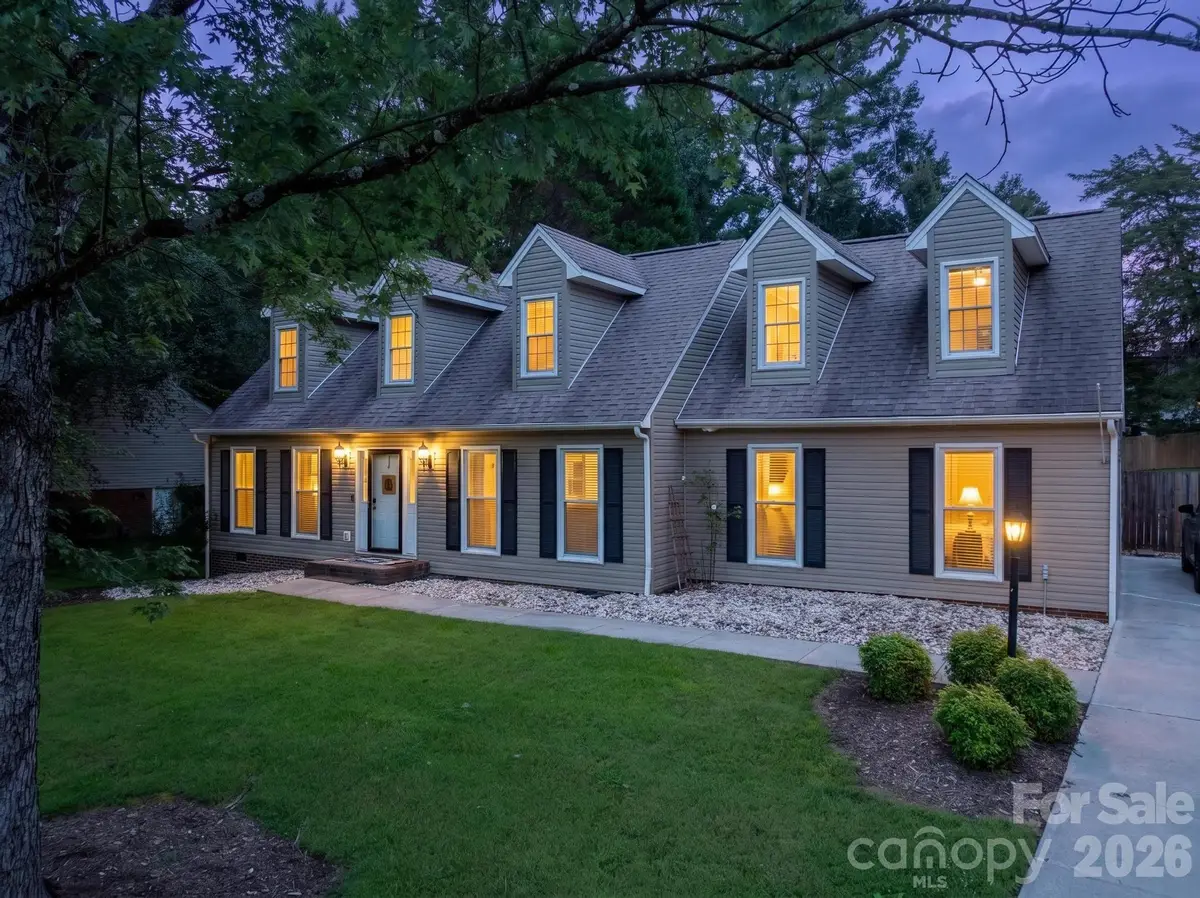 922 Plantation Drive, Lenoir, NC 28645 - #1