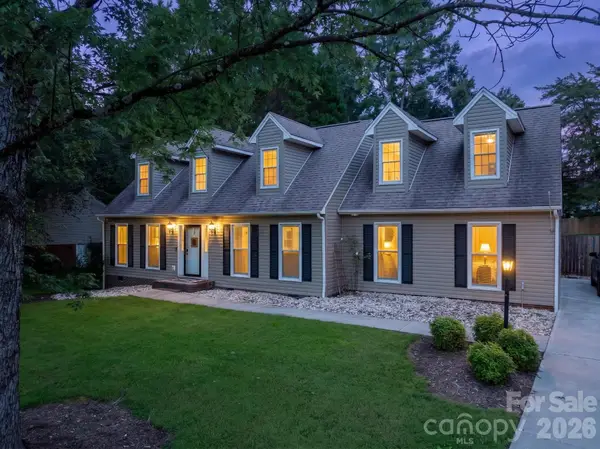 922 Plantation Drive, Lenoir, NC 28645