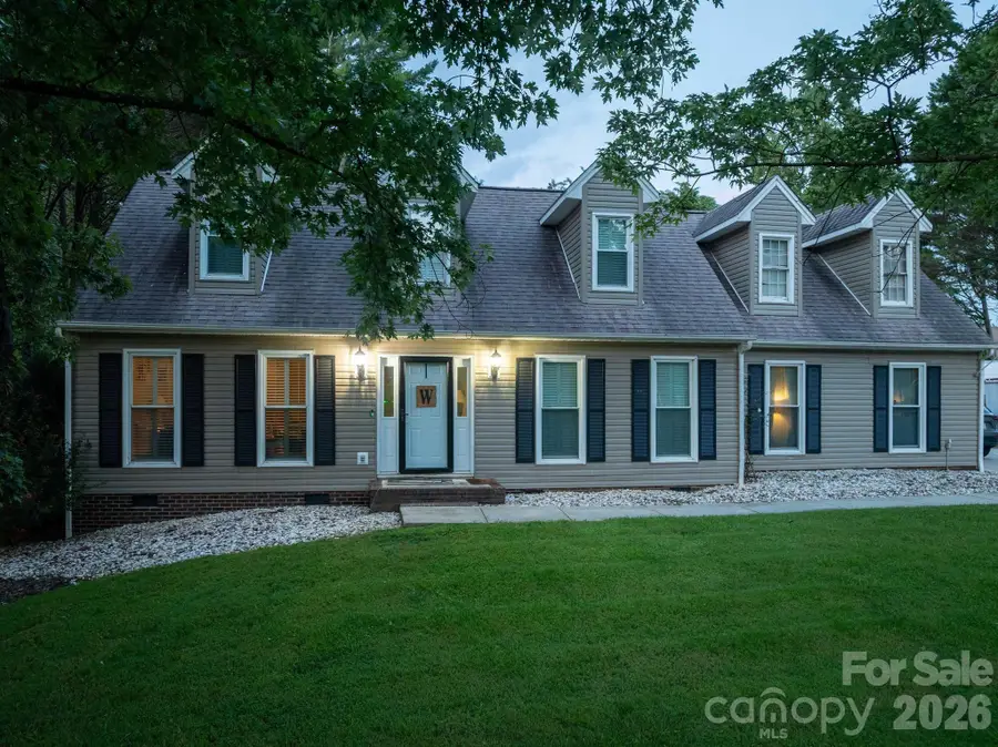 922 Plantation Drive, Lenoir, NC 28645 - #3