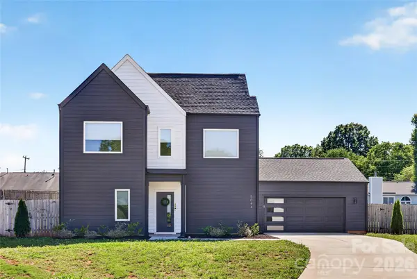 5044 Double Lakes Drive, Charlotte, NC 28212