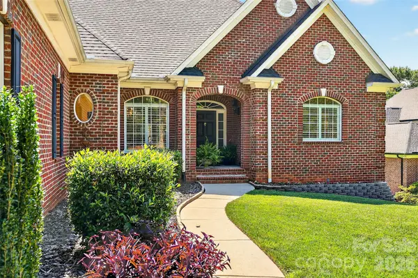 3574 Live Oaks Avenue, Terrell, NC 28682