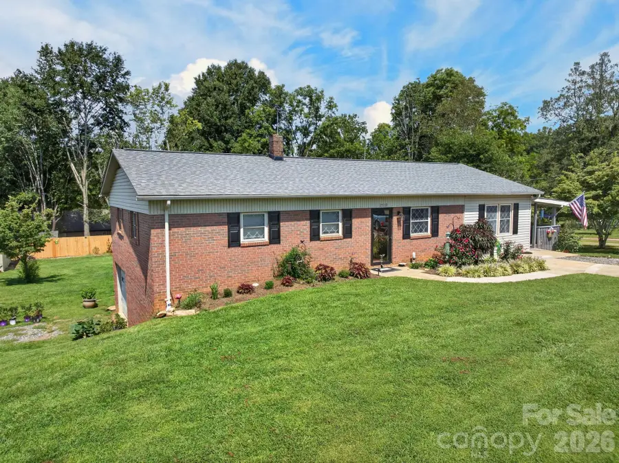 2559 Sweetbriar Circle, Lenoir, NC 28645 - #3