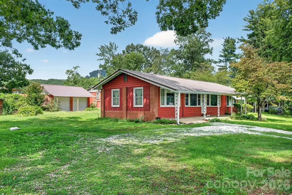 2409 Lucas Street, Hendersonville, NC 28791 - #1