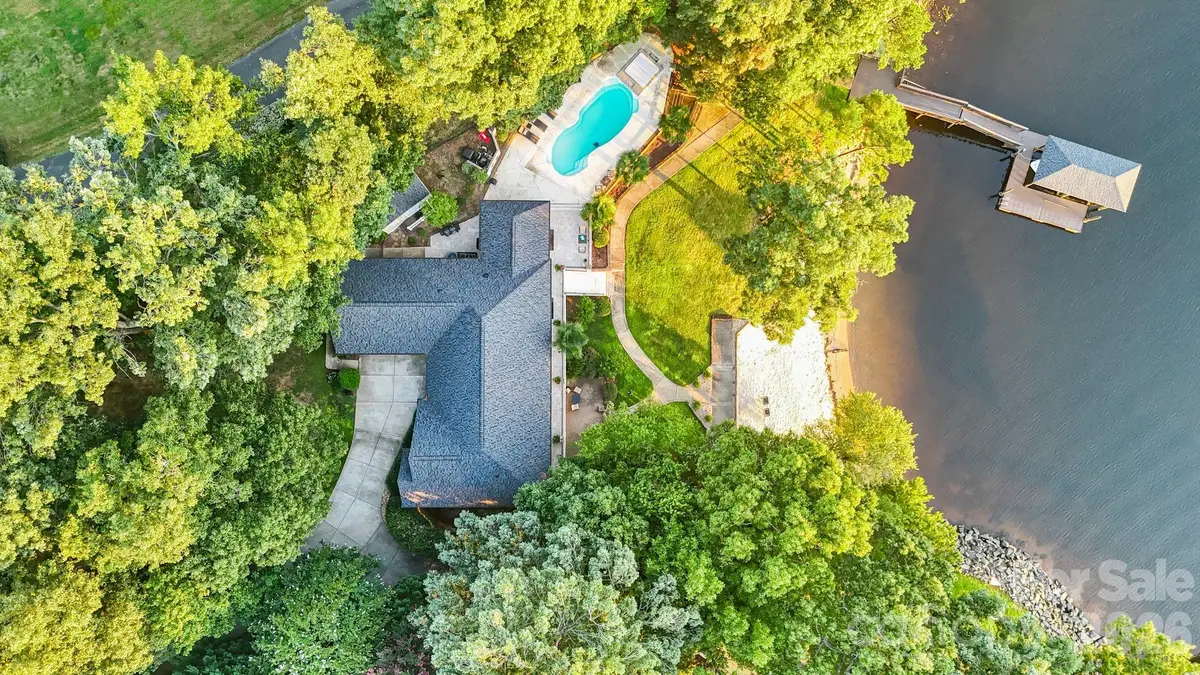 172 Mariner Pointe Lane, Mooresville, NC 28117 - #1