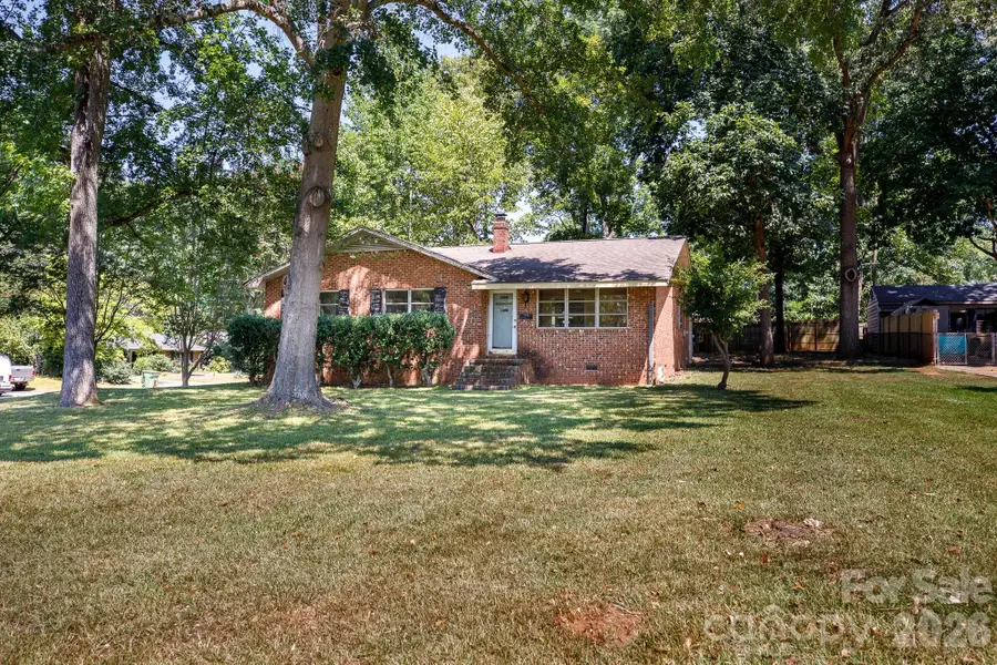 122 W Gregg Street, Fort Mill, SC 29715 - #2