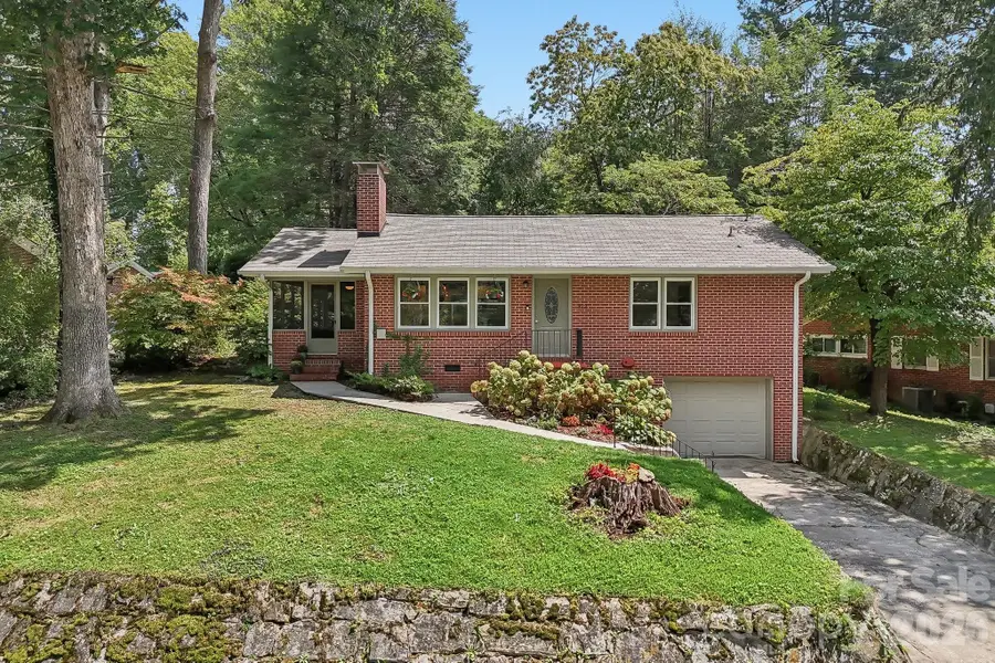 322 Crescent Avenue, Hendersonville, NC 28792 - #2