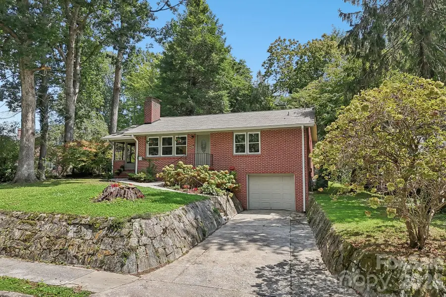322 Crescent Avenue, Hendersonville, NC 28792 - #3
